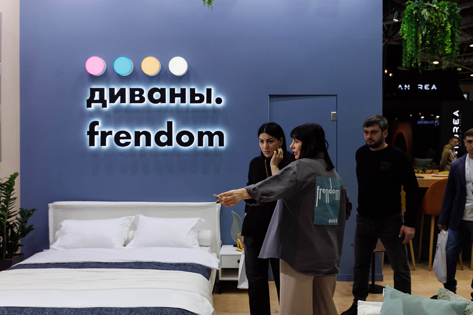 Диваны.frendom приняла участие в выставке "Мебель 2023"